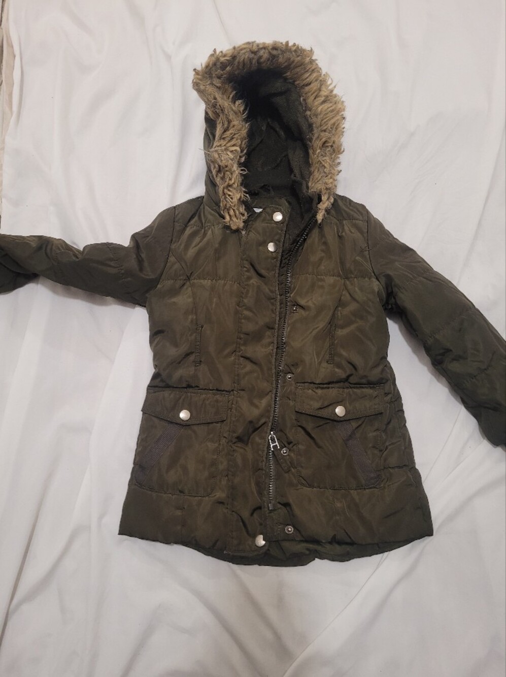 Kids Quilted Hooded Puffer Jacket in Olive Green